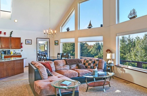 Ocean City House | The Miramar House - Large Red Beach House in Ocean City