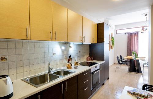 Valsamata Apartment | The Mirror House