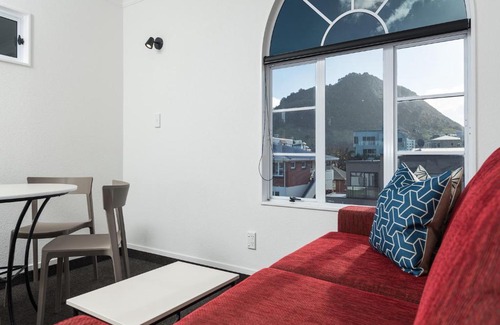 Mount Maunganui Hotel | The Mission Belle Motel