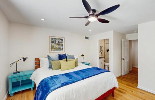 Jefferson House | The Mistletoe Getaway