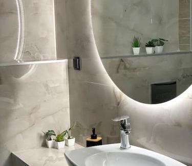 Ampelokipoi-Menemeni Apartment | The MODERN apartment