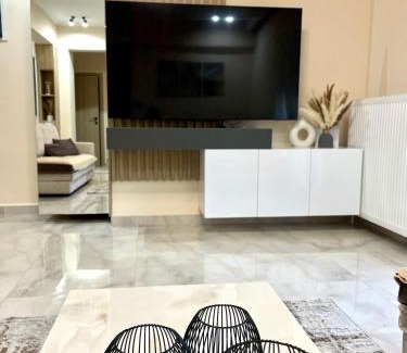 Ampelokipoi-Menemeni Apartment | The MODERN apartment