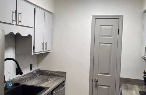 Blytheville Apartment | The Modern Hideaway