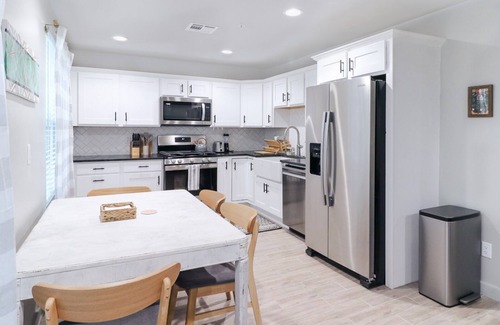 Central Oklahoma City Apartment | The Modern Skyline