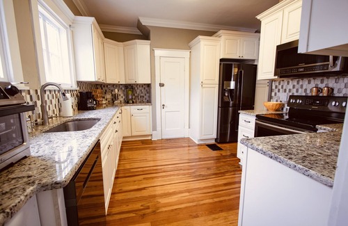 Richs Deland House | The Monarch House, in the heart of downtown Deland