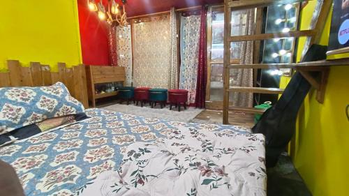 Nainital House | The Money Plant House