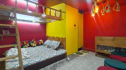 Nainital House | The Money Plant House