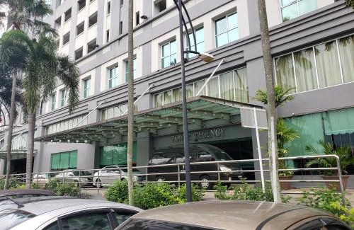 Taman Jubilee Apartment | The Mons inside Tower Regency Hotel and Apartments