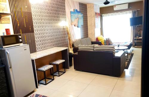 Taman Jubilee Apartment | The Mons inside Tower Regency Hotel and Apartments