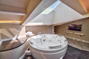 Santa Maria Novella Hotel | The Moon Boutique Hotel & Spa