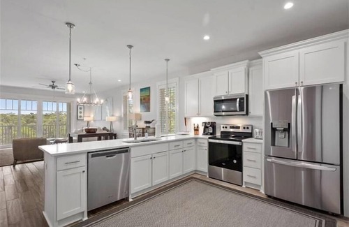 Jekyll Island Condo | The Moorings #36 Luxe Riverfront Condo!