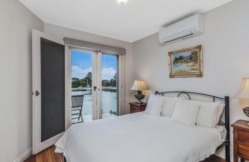 Port Fairy House | The Moorings