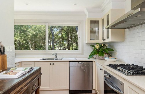 Palm Beach House | THE Moorings by Palm Beach Holiday Rentals