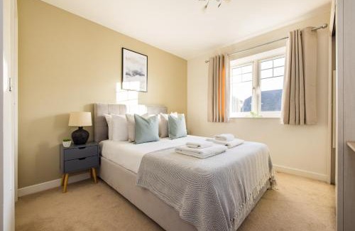 Oval Apartment | The Morden Collection