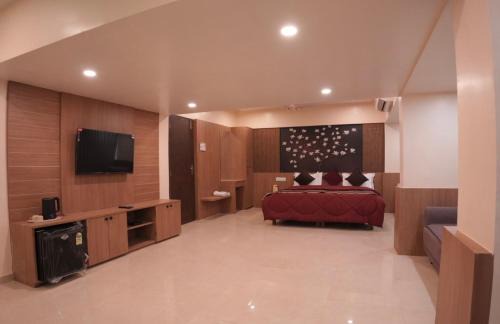 Rajkot Hotel | The Moris palace hotel
