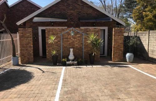 Greater Johannesburg Metropolitan Area Apartment | The Morrison on Msasa