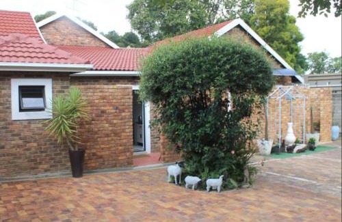 Greater Johannesburg Metropolitan Area Apartment | The Morrison on Msasa