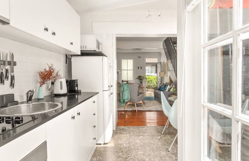 Darlinghurst House | The Mosaic Terrace Charm meets the Local Scene