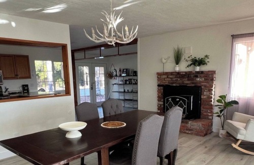 Fallbrook Villa | The most breathtaking lake and mountain view