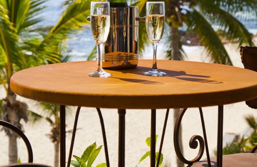 Ildefonso Green Villa | The most Romantic Beachfront Villa with stunning ocean view on Palmilla Beach
