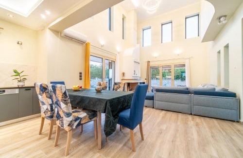 Aleimmatades Apartment | The Mountain Villa