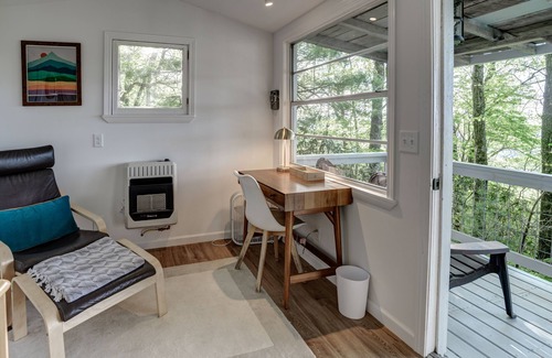 Hendersonville House | The Mountains are Calling at The Hummingbird Hideaway!