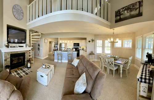 Banner Elk Condo | The Mountains are Calling - Plan Your Getaway Now!