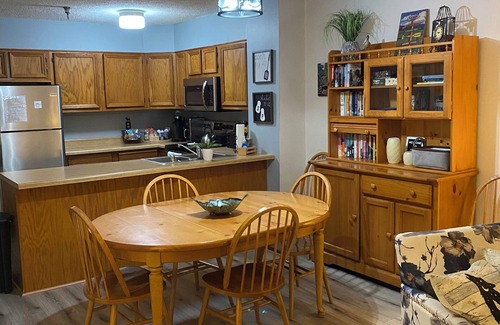 Davis Condo | The mountains are calling.you MUST go!