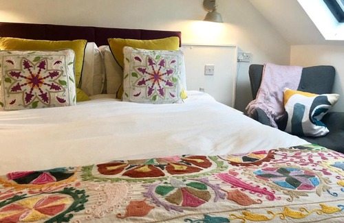 Bourton Hotel | The Mousetrap Inn