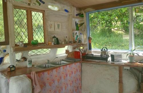 Raglan House | The MUD HOUSE