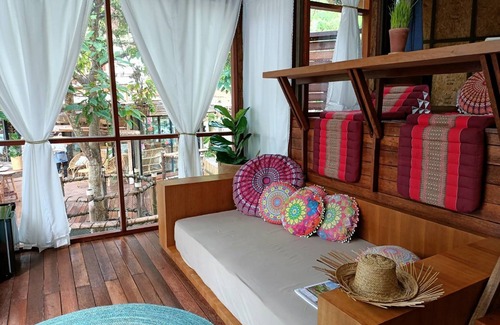 Ang Thong Hotel | The Mud