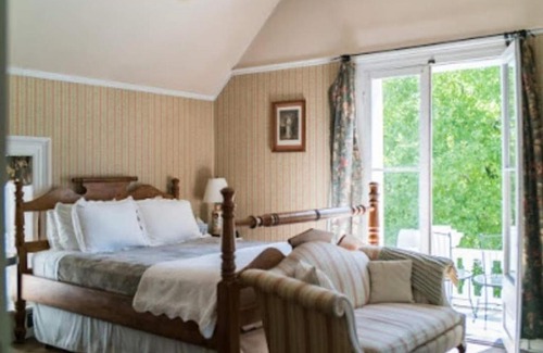 St. George Bed & Breakfast | The Mulberry Inn -An Historic Bed and Breakfast