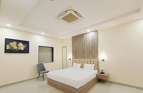 Dhanbad Resort | The Mystique Garden