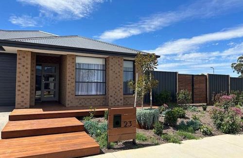 Nagambie House | The Nagambie Stay