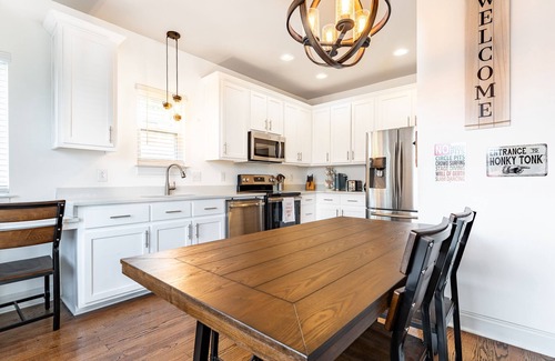 McFerrin Park House | The Nashville Star - Darling Home with Southern Charm
