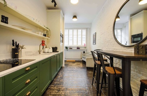 South Bank Apartment | The Naughty Nautical - Borough - by Frankie Says