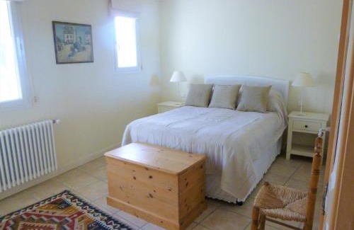 Bedoin House | The Neame House