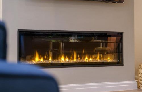 Windermere House | The Neon Rose