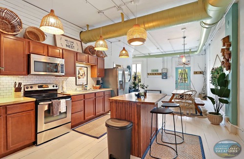 Lake Geneva Apartment | The Nest-Downtown Lake Geneva |Fun & Creative Loft |Unique |Themed Rooms |Parking |1 Block to Beach