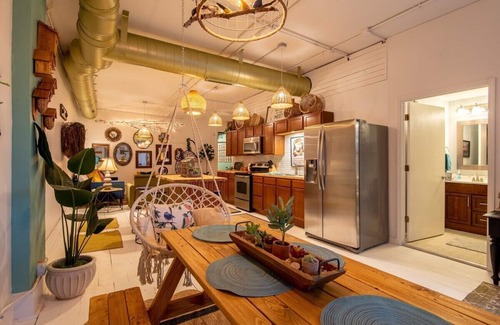 Lake Geneva Apartment | The Nest-Downtown Lake Geneva |Fun & Creative Loft |Unique |Themed Rooms |Parking |1 Block to Beach