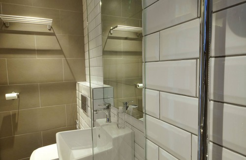 Taman Melaka Raya Hotel | The Nest House