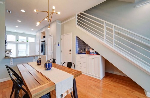Charlotte Apartment | "The Nest"—South End—Rooftop Terrace —Light Rail!
