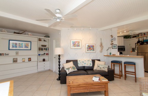 Islamorada Villa | The Nest Villa & Marina with boat ramp, sun terrace, water views. Pet friendly!