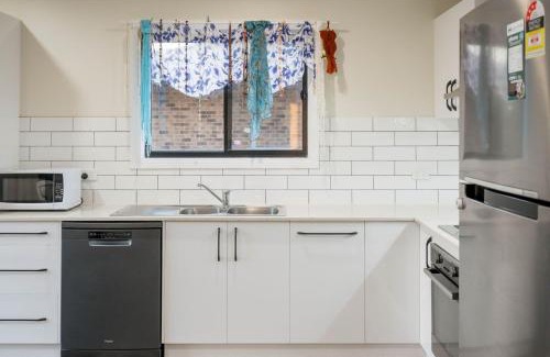 South Tamworth Apartment | The Nestled Inn