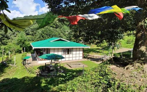 Pelling Hotel | The Nettle and Fern Farmstay