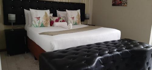 Maun House | The New Mall Guesthouse