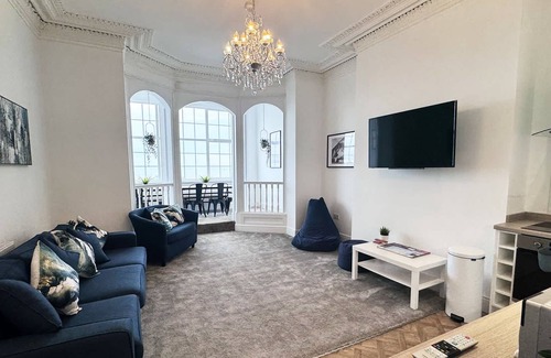 Fleetwood Apartment | The New Sandpiper - A Sea View Retreat