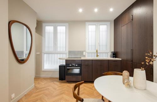 Strasbourg -Saint-Denis Apartment | The New Suites, Paris Centre