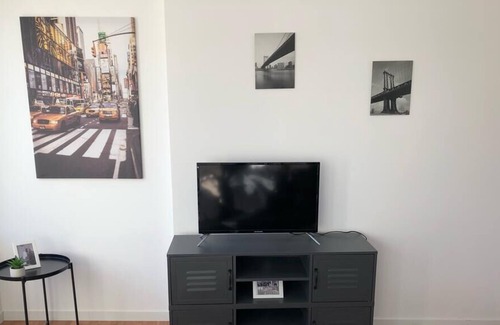 Centre Ancien Apartment | ❤️ THE NEW YORK HYPER CENTER ☀️ FIBER WIFI ⛱️ JERGWELOH