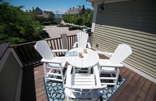 Yachting Village Apartment | The Newport Lofts - 543 Thames Street